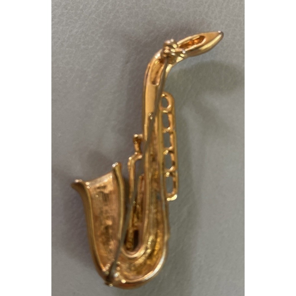 Vintage Gold Tone Metal Faux Pearls Clear Rhinestone Saxophone Brooch Pin - Picture 2 of 2